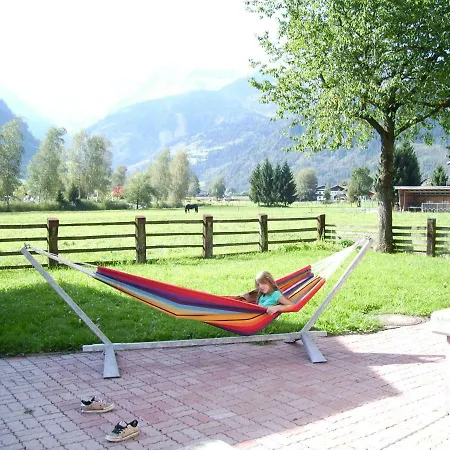 בית נופש Landhaus Am See *